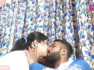 Beamy Ass Desi Indian Aunty Fucked In Doggy Style