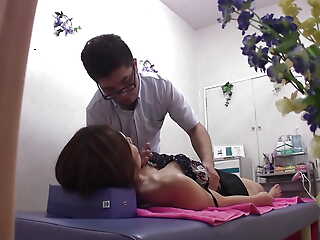 Masseuse Uses Their Fingers To Bring These Women Ultimate Comfort And Relaxation part 4