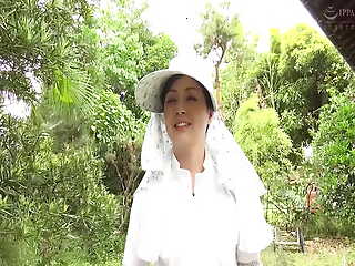 M789G04 Belligerence shooting on a incomparable of age woman Mr./Ms. in her 40s living in the countryside! Filming of the interview has in the way of there! rich SEX with outstanding nicety with incomparable breasts!