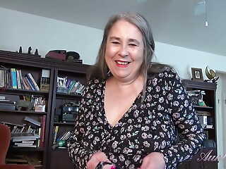 Auntjudys - Your Mature Step-aunty Grace Gives You a Helping Hand (pov)