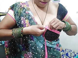 Indian bhabhi increased by sexy boy very good sexy chudai