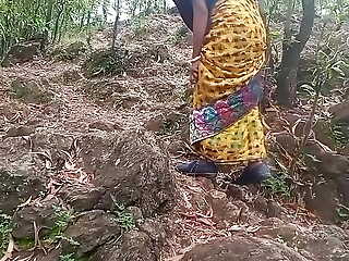 Village Bhabhi Facked by a School Student in forest