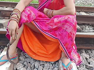 Desi Village bhabhi Field Fucking with Lover Urchin Outdoor video