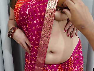 Hot tamil aunty sexual relations video with saree removing