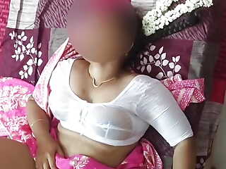 Cheating desi bhabhi in wet sallow blouse tits bouncing quick fuck