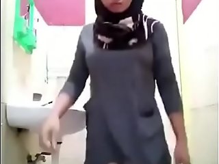 Flawless muslim hijab